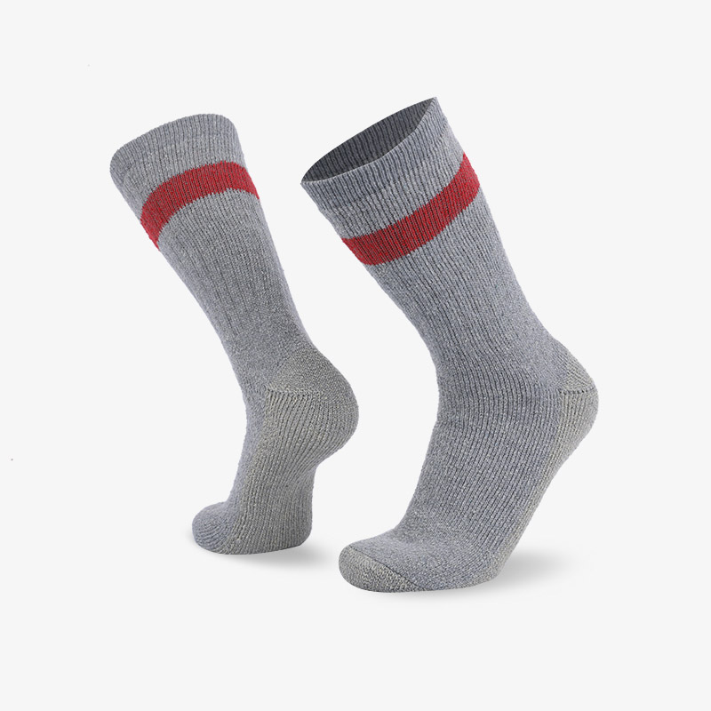 84N Red gray hiking sock